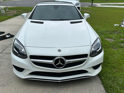 Used 2019 Mercedes-Benz SLC 300 image 8