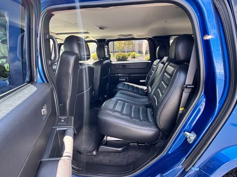 Used 2006 HUMMER H2 w/ Limited Edition H2 AWD/4WD image 9