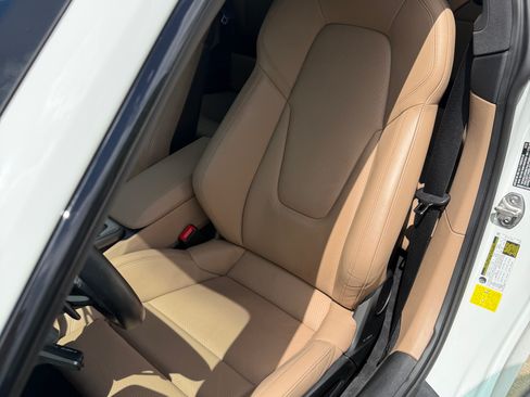 Used 2024 Porsche 911 Carrera image 16