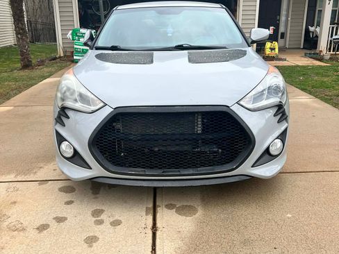 Used 2015 Hyundai Veloster Turbo R-Spec image 12