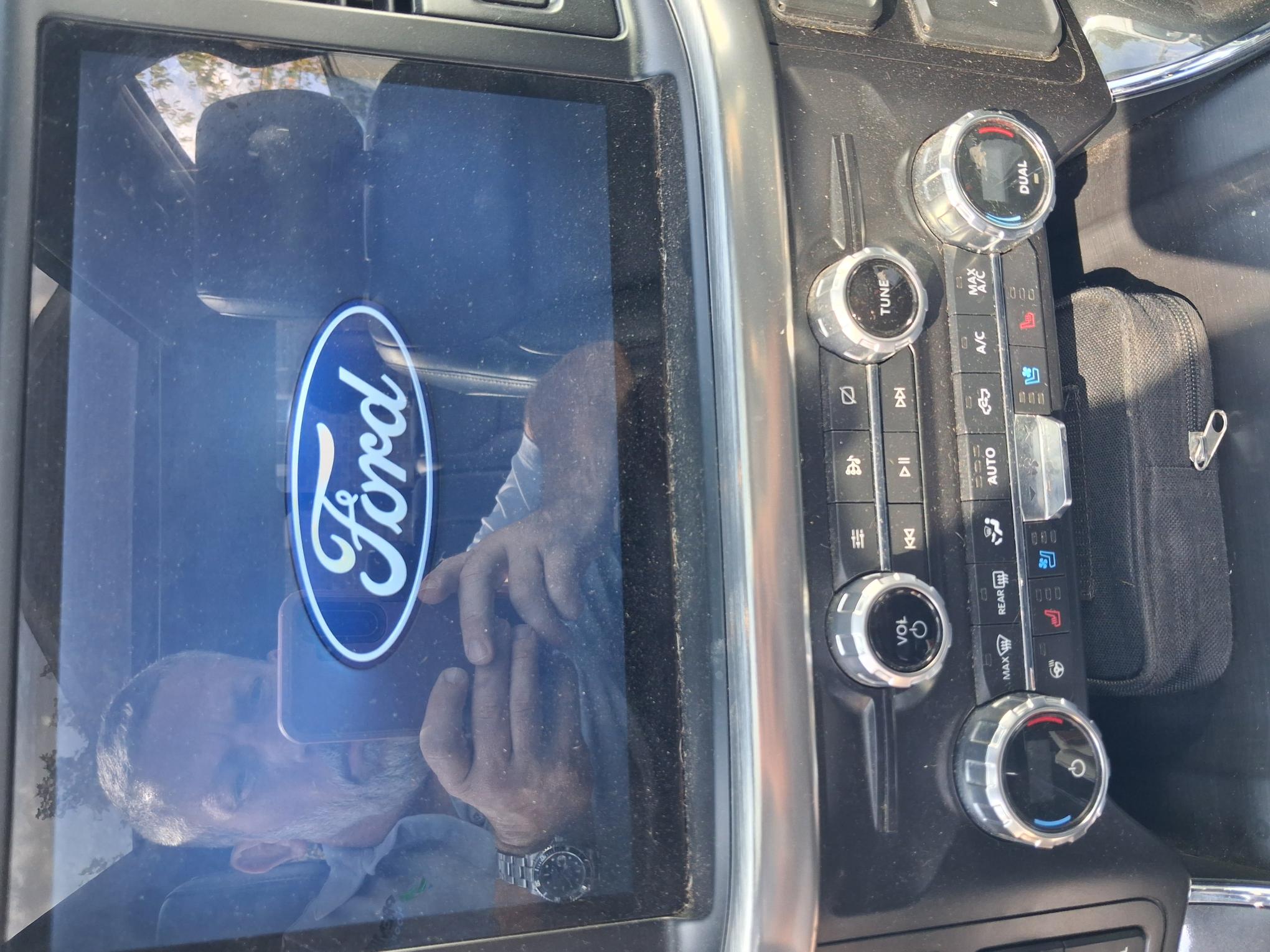 Used 2021 Ford F150 Lariat w/ Equipment Group 502A High AWD/4WD image 16