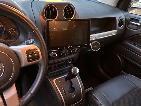 Used 2016 Jeep Compass 75th Anniversary w/ Power Value Group image 14