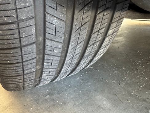 Used 2017 Porsche Cayenne S image 23