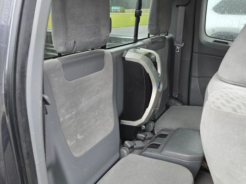 Used 2009 Toyota Tacoma Pickup 4D 6 ft image 9