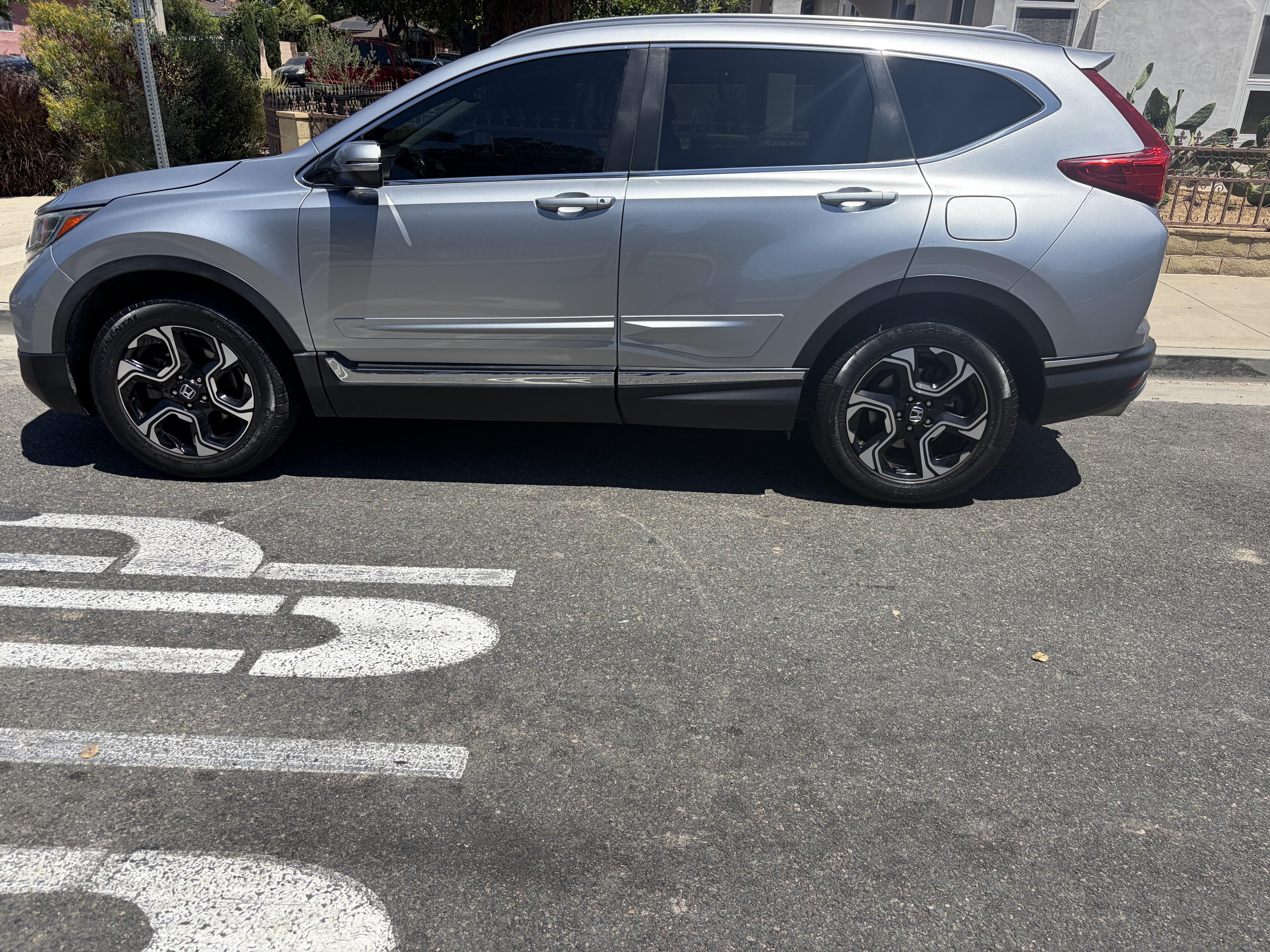 Used 2017 Honda CR-V Touring image 12