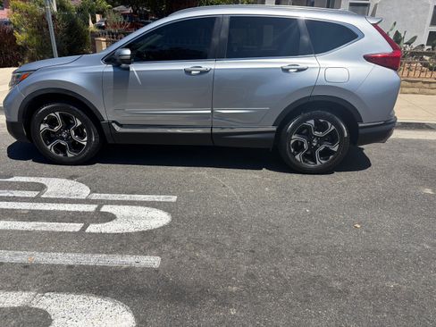 Used 2017 Honda CR-V Touring image 12