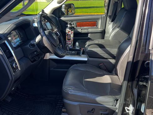 Used 2011 RAM 1500 Laramie w/ Protection Group image 10