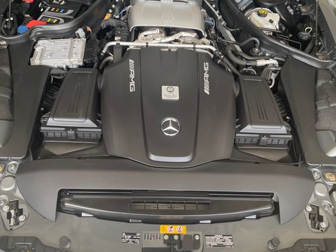 Used 2020 Mercedes-Benz AMG GT C image 6