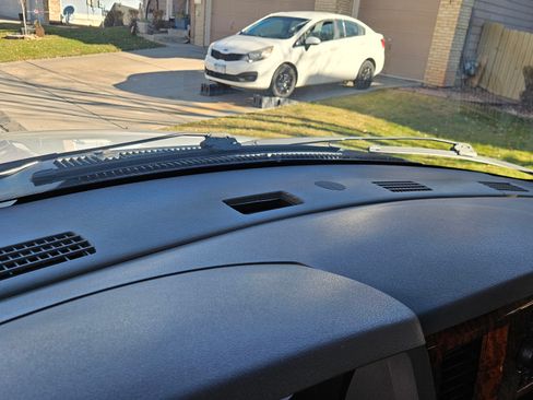 Used 2006 Dodge Ram 2500 Truck SLT image 15