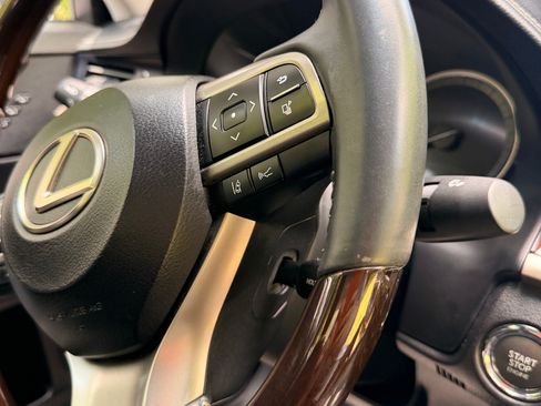 Used 2017 Lexus ES 350 FWD image 16
