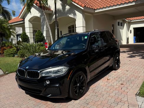 Used 2018 BMW X5 xDrive35i w/ M Sport Package AWD/4WD image 2
