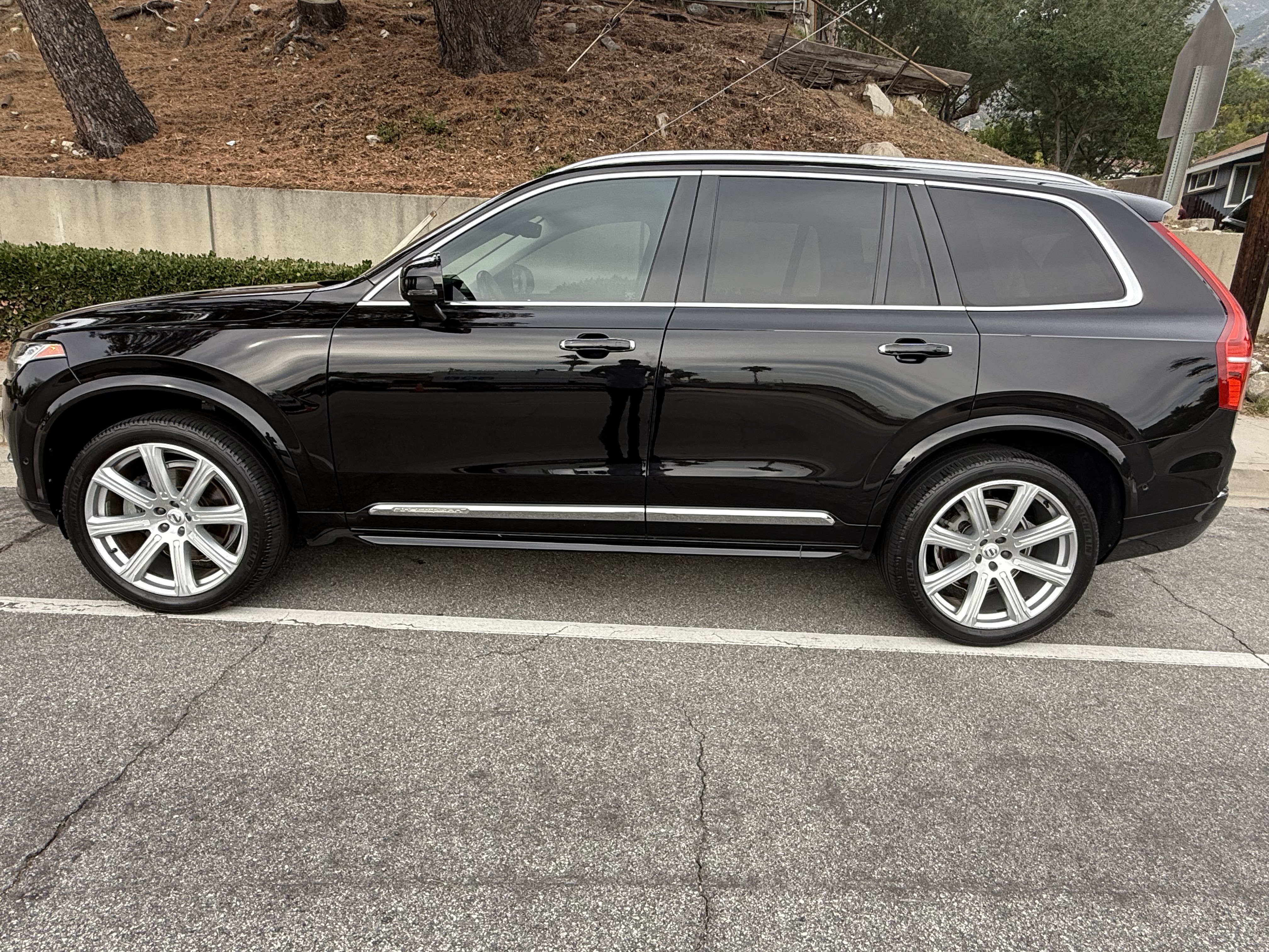 Used 2018 Volvo XC90 T6 Inscription w/ Convenience Package AWD/4WD image 10