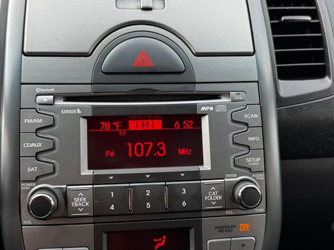 Used 2011 Kia Soul + w/ Hamstar Special Edition Pkg FWD image 17