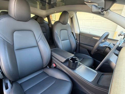 Used 2023 Tesla Model Y Long Range image 16