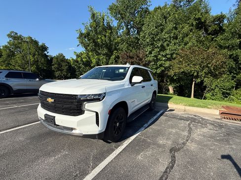 Used 2023 Chevrolet Tahoe LT AWD/4WD image 4