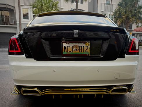 Used 2013 Rolls-Royce Ghost image 10