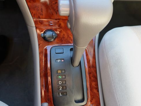 Used 2007 Toyota Corolla CE image 25