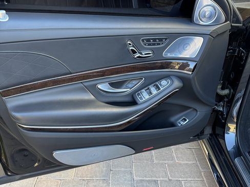 Used 2019 Mercedes-Benz S 63 AMG S 4MATIC Sedan image 9