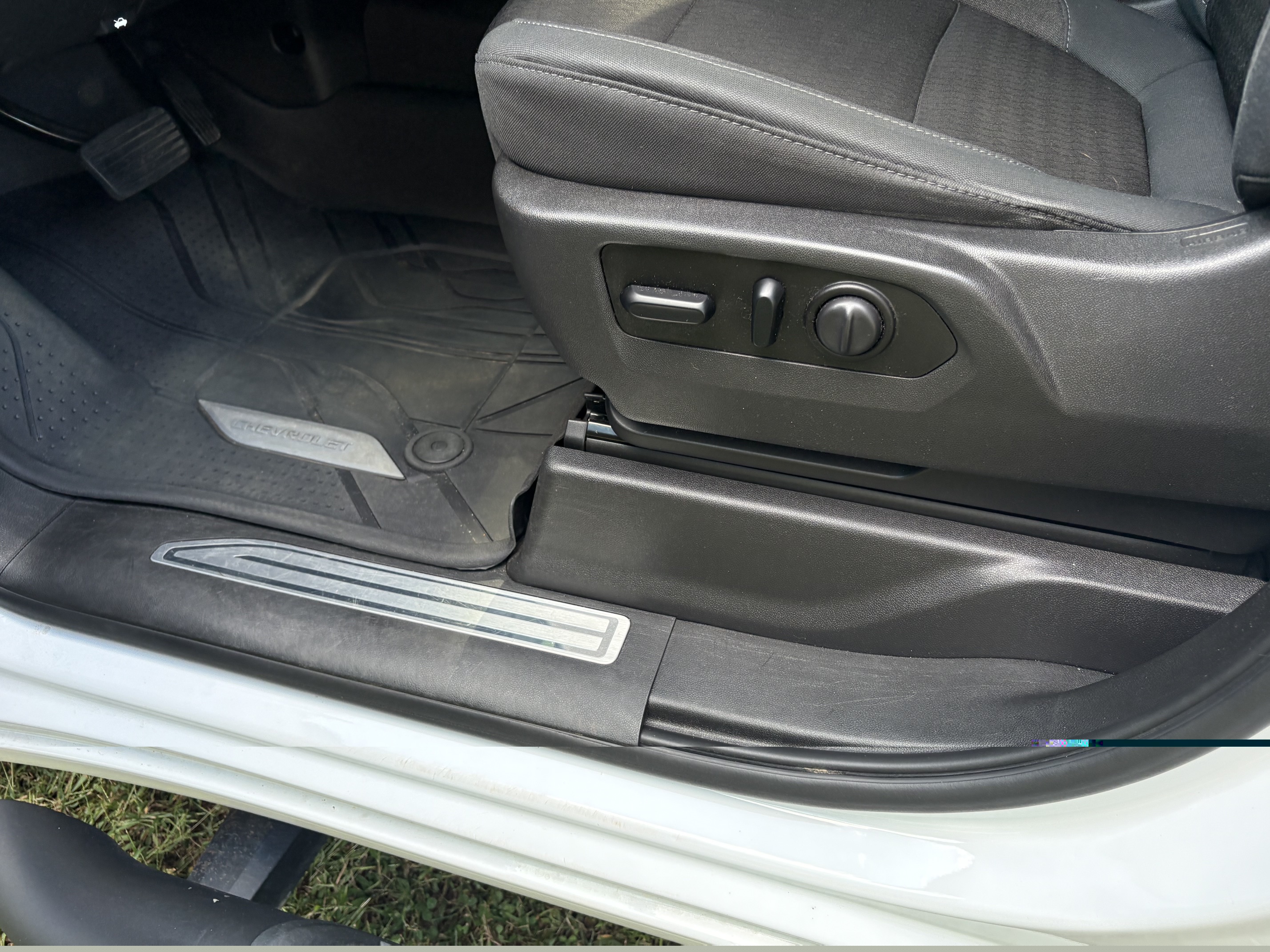 Used 2019 Chevrolet Silverado 1500 RST w/ All-Star Edition AWD/4WD image 20