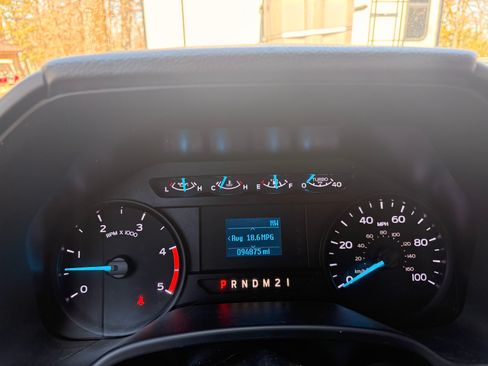 Used 2019 Ford F250 XL w/ STX Appearance Package image 12