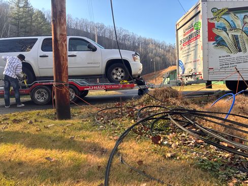 Used 2010 Chevrolet Suburban LS image 26