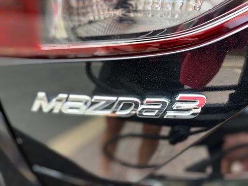 Used 2015 MAZDA MAZDA3 i Grand Touring FWD image 5