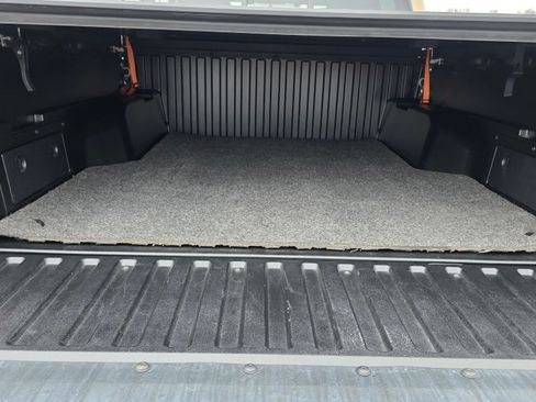 Used 2017 Toyota Tacoma SR5 w/ Tow Package image 26