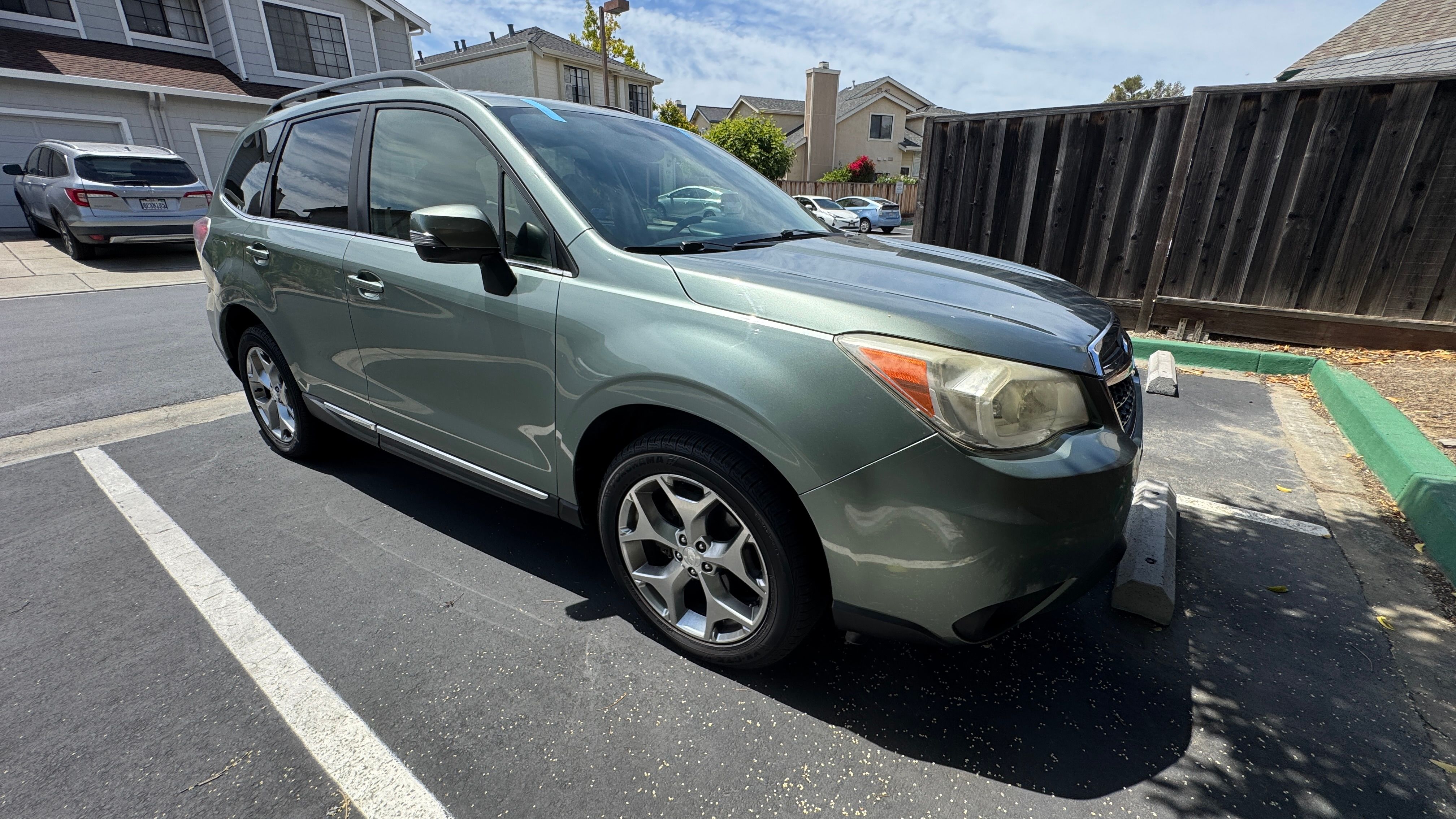 Used 2015 Subaru Forester 2.5i Touring w/ Popular Package #2 AWD/4WD image 1