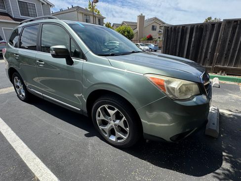 Used 2015 Subaru Forester 2.5i Touring w/ Popular Package #2 AWD/4WD image 1