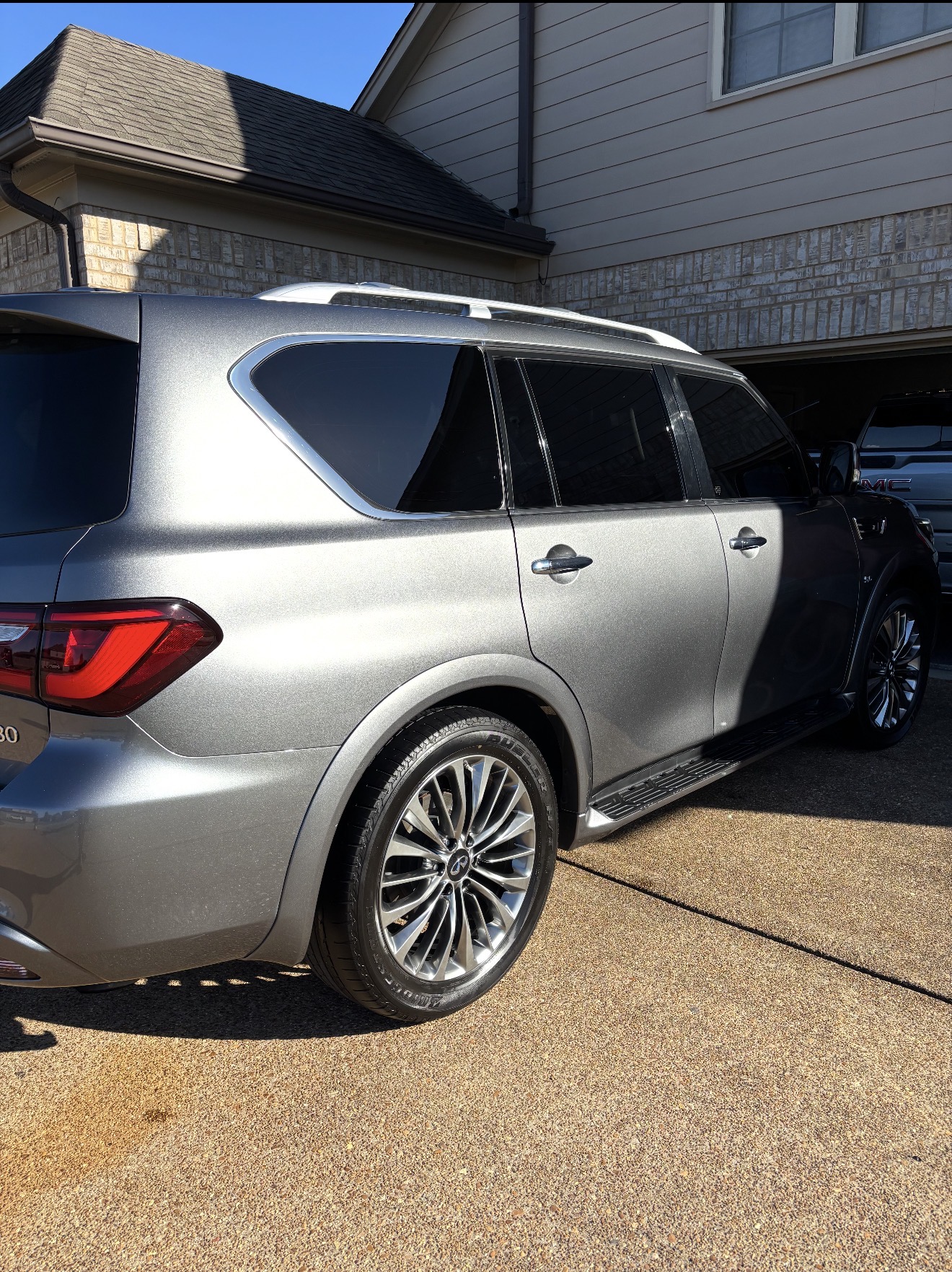 Used 2019 INFINITI QX80 Luxe w/ 22" Wheel Package AWD/4WD image 9