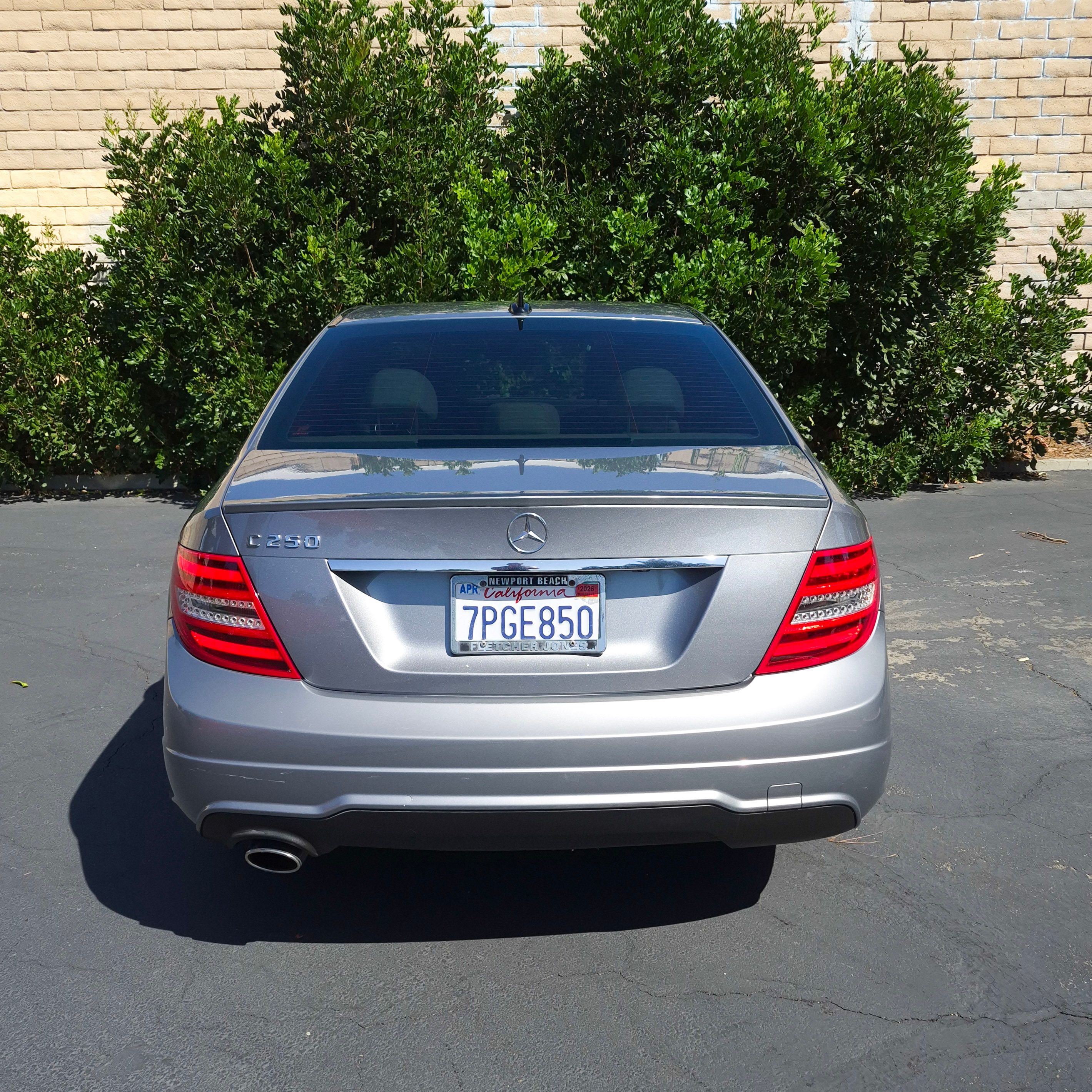 Used 2012 Mercedes-Benz C 250 Sedan image 1