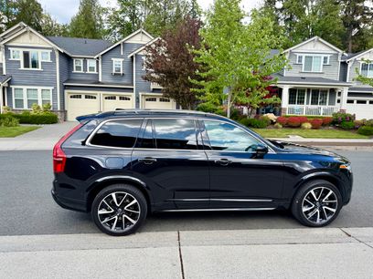 Used 2018 Volvo XC90 T6 Momentum w/ Convenience Package