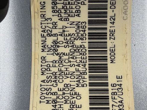 Used 2013 Toyota Corolla LE image 18