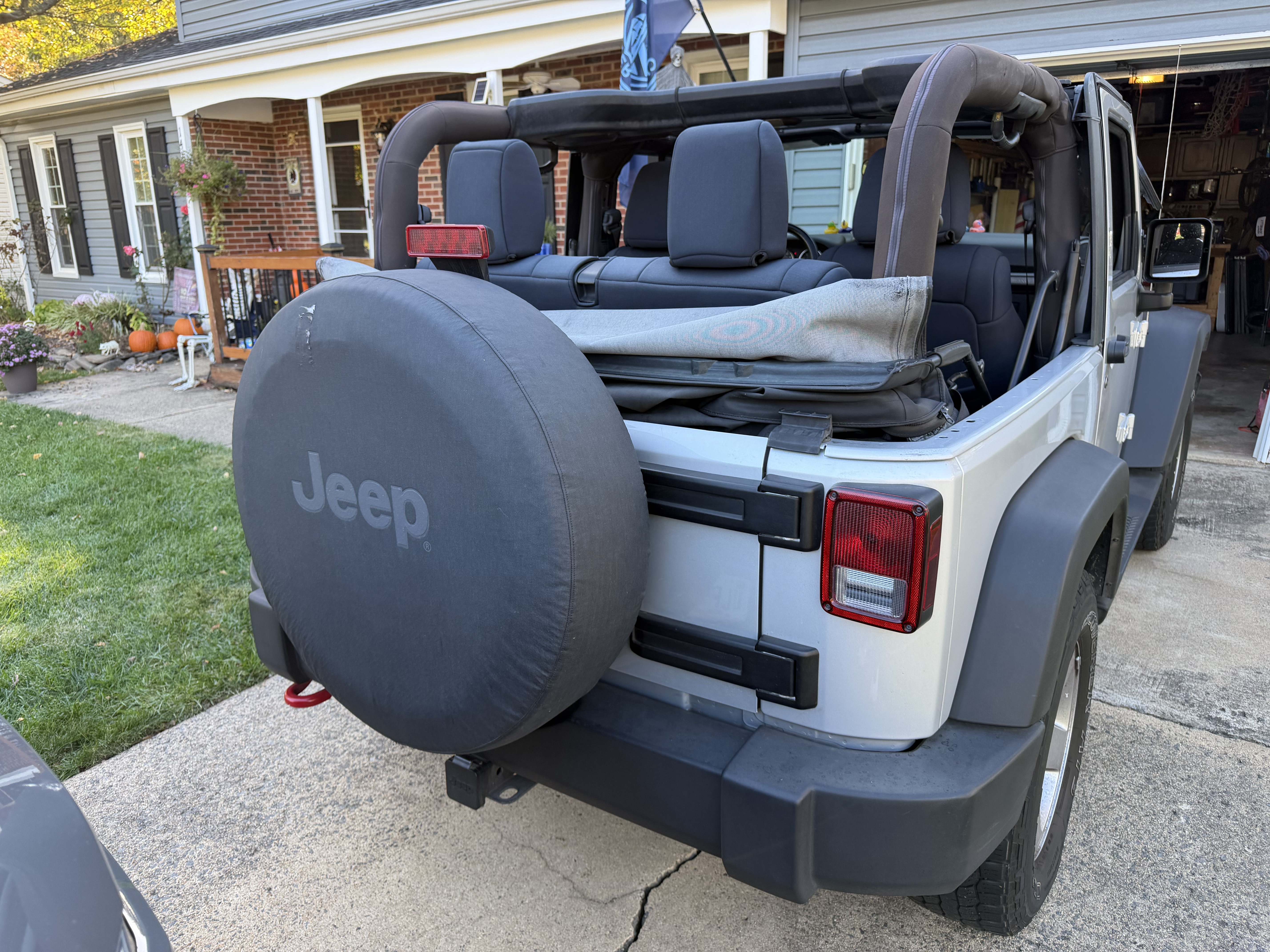 Used 2012 Jeep Wrangler Sport AWD/4WD image 10