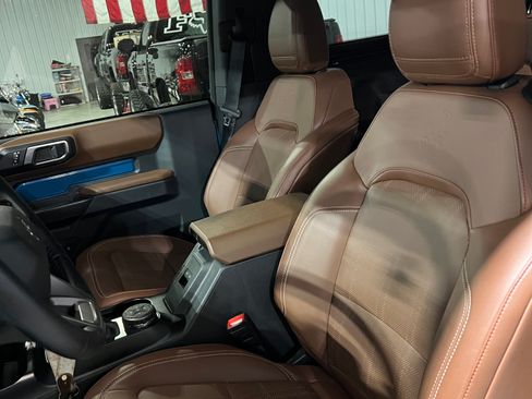 Used 2024 Ford Bronco Heritage Edition image 15