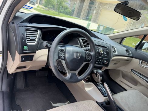 Used 2014 Honda Civic LX image 6