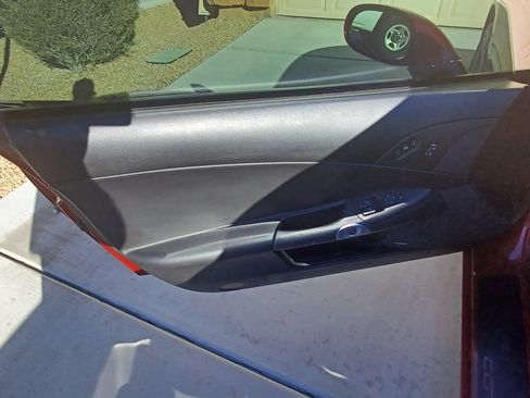 Used 2006 Chevrolet Corvette Coupe w/ Preferred Equipment Group image 14