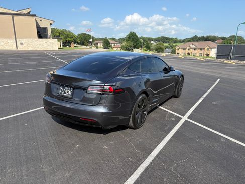 Used 2025 Tesla Model S AWD/4WD image 6