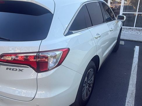 Used 2017 Acura RDX Sport Utility 4D image 4