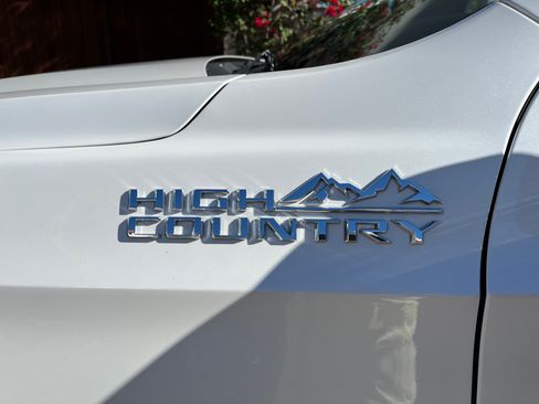 Used 2023 Chevrolet Tahoe High Country w/ Advanced Technology Package image 29