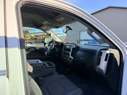 Used 2019 GMC Sierra 2500 SLE image 8
