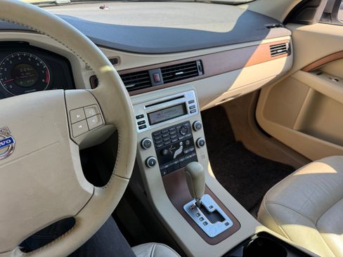 Used 2008 Volvo S80 3.2 image 9