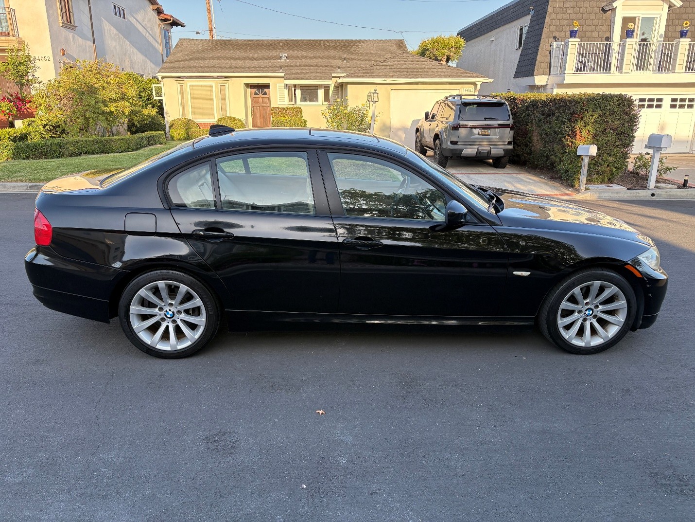 Used 2011 BMW 328i Sedan RWD image 5