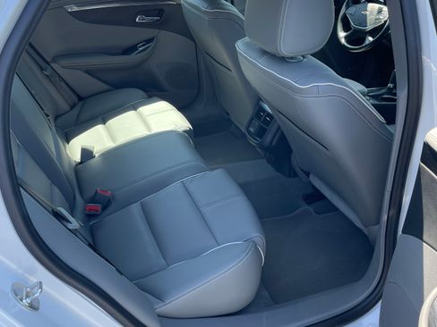 Used 2018 Chevrolet Impala Premier w/ Premier Confidence Package image 34