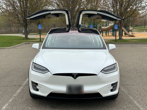 Used 2017 Tesla Model X 75D AWD/4WD image 21