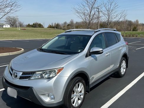 Used 2015 Toyota RAV4 Limited w/ Technology Package image 1