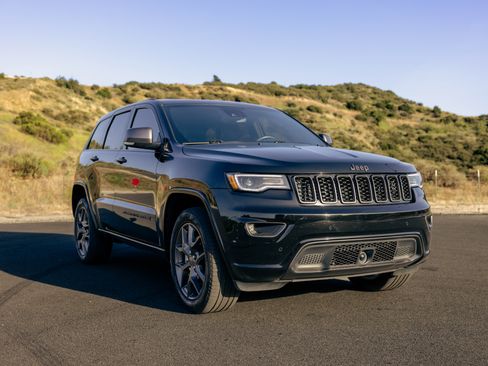 Used 2021 Jeep Grand Cherokee Limited w/ Quick Order Package 28K 80th AWD/4WD image 6