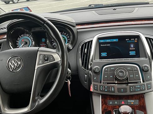 Used 2012 Buick LaCrosse Leather FWD image 11