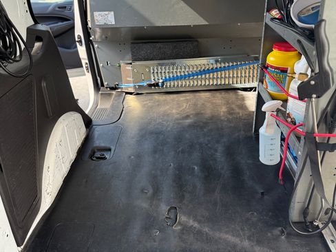 Used 2016 Ford Transit Connect XL image 11