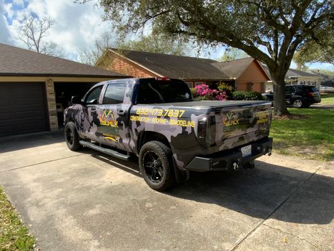 Used 2016 Toyota Tundra SR5 image 2